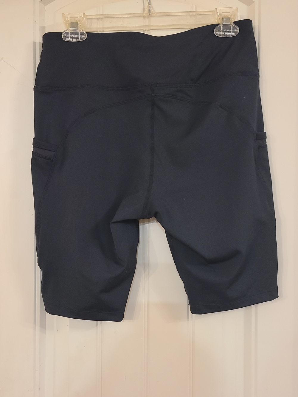 Women's Black High-Rise Bike Shorts with Side Pockets